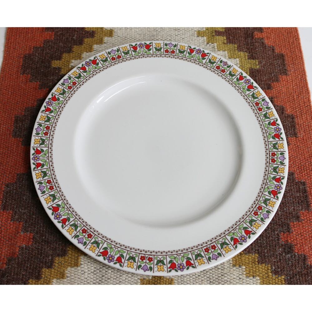 1970's Vintage Royal Doulton "Fireglow" Tulip Trimmed Dinner Plate ~  England